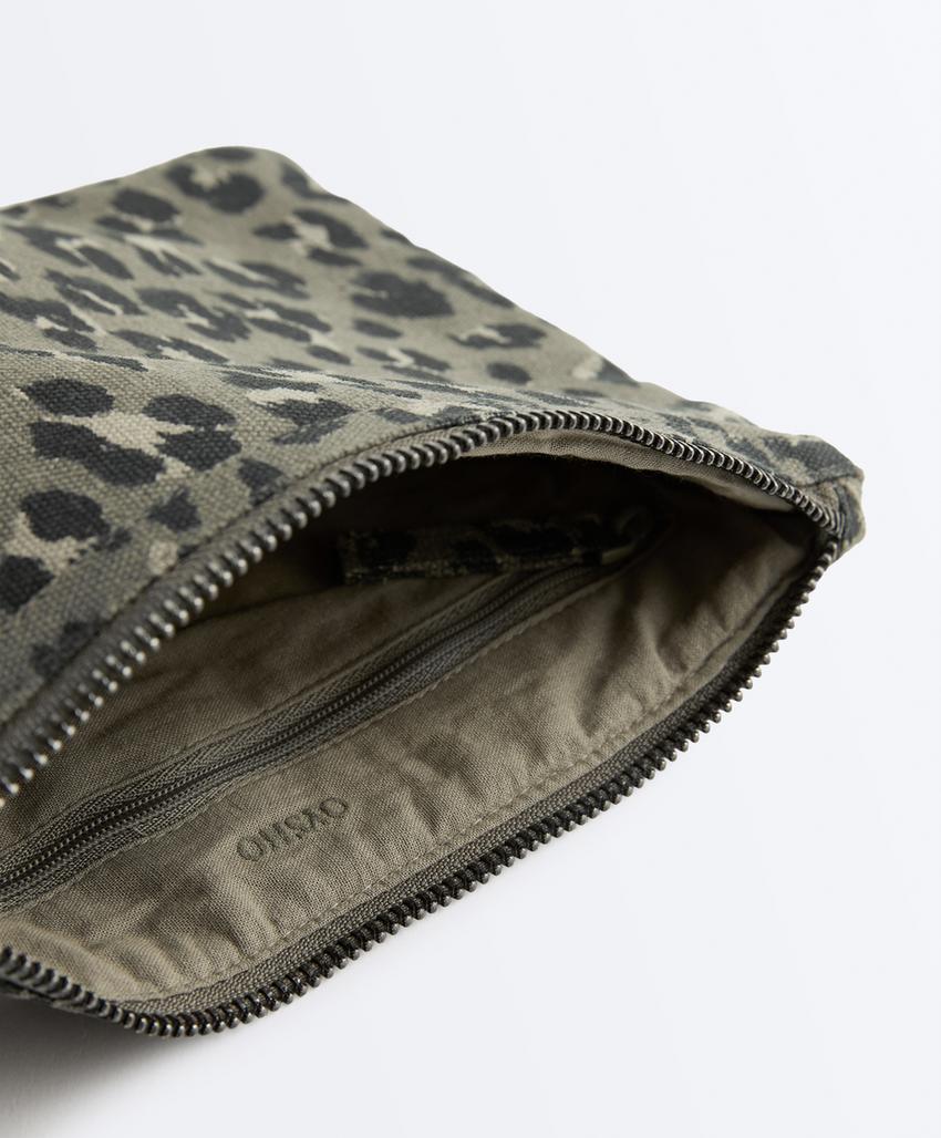 Косметичка с леопардовым принтом