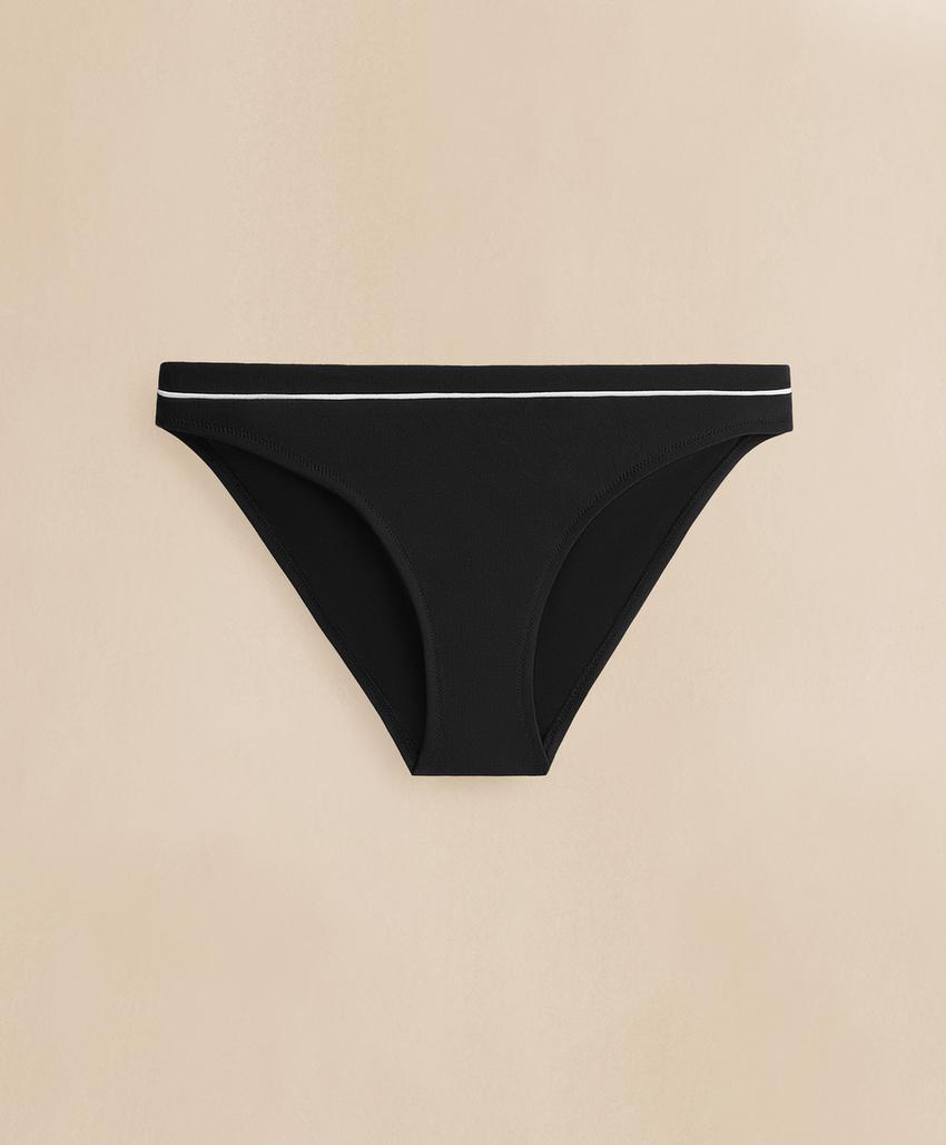 Классические плавки бикини с Piping