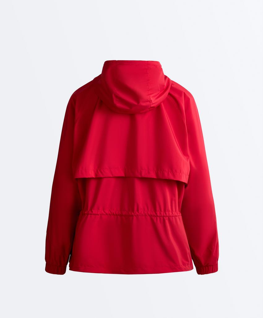 Куртка из водоотталкивающей ткани