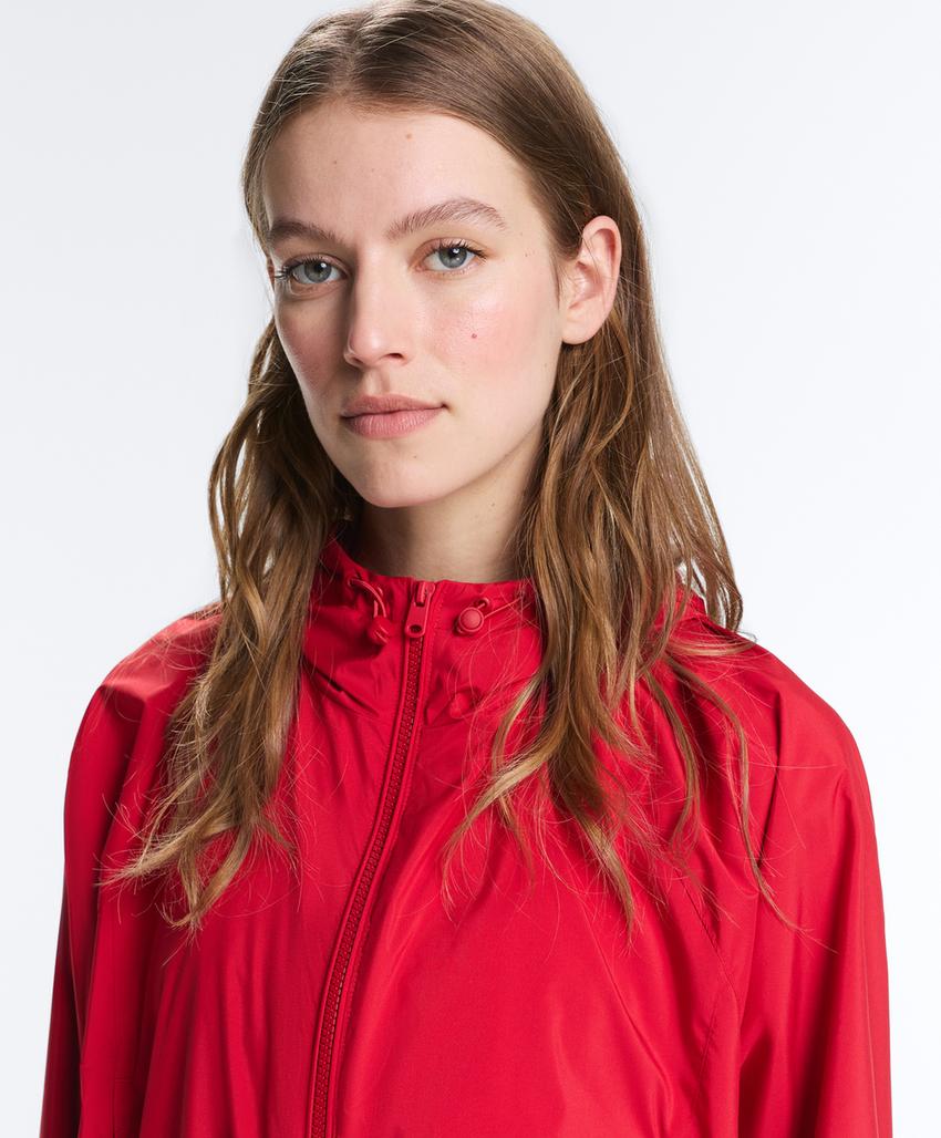 Куртка из водоотталкивающей ткани