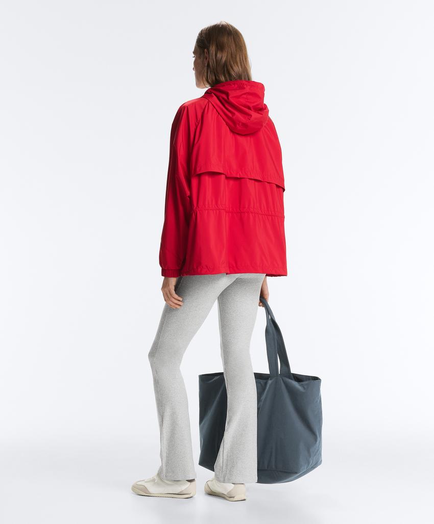 Куртка из водоотталкивающей ткани