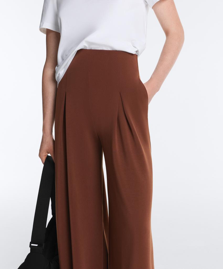 Длинные брюки со складками из мягкой ткани с модалом