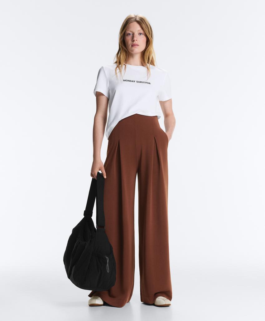 Длинные брюки со складками из мягкой ткани с модалом