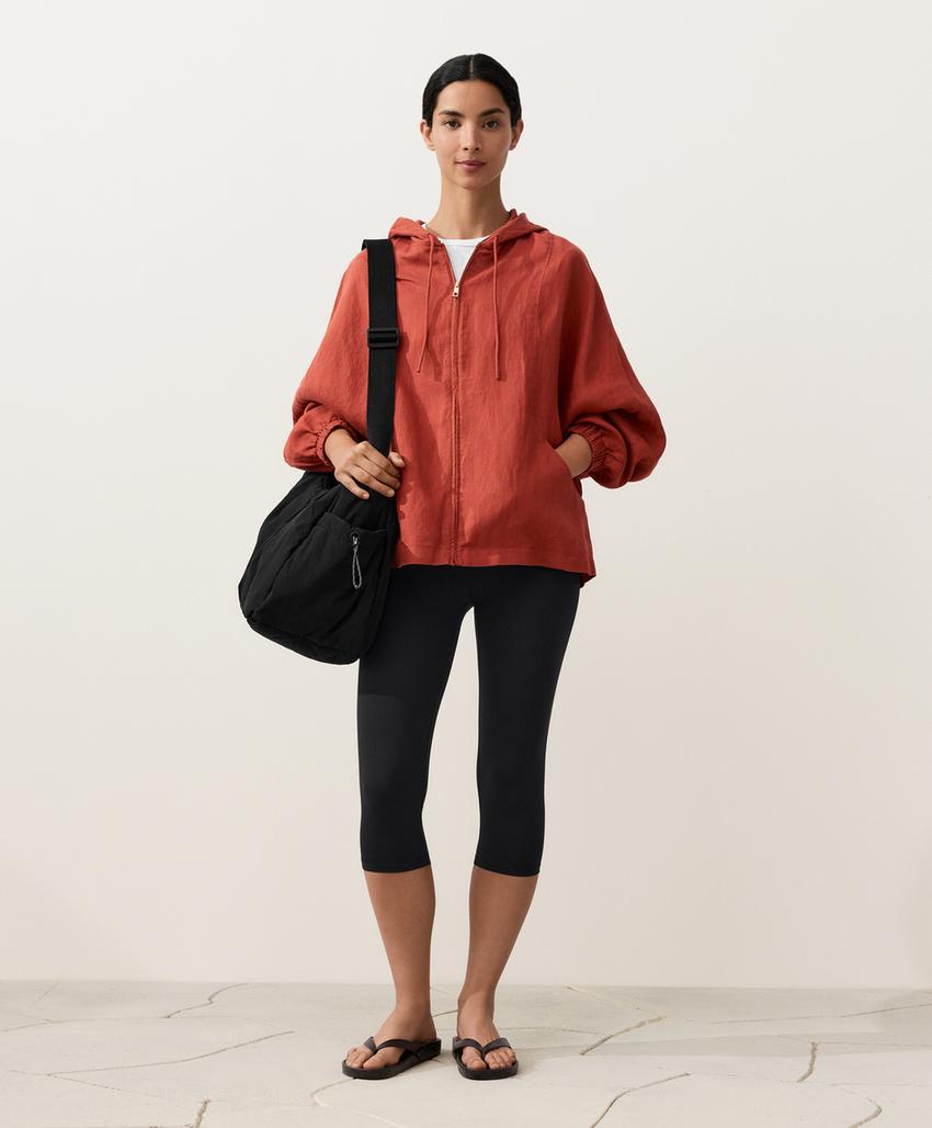 Куртка из 100%-го льна с капюшоном