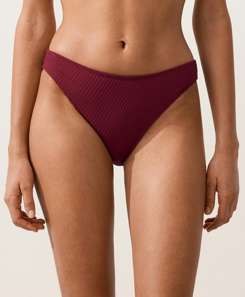 Классические бикини с завышенной талией в клетку