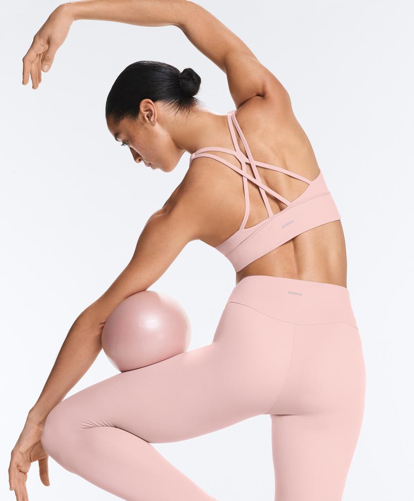 Спортивный топ средней поддержки comfortlux с чашечками