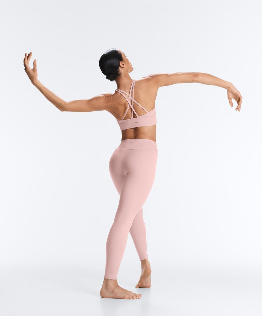 Спортивный топ средней поддержки comfortlux с чашечками