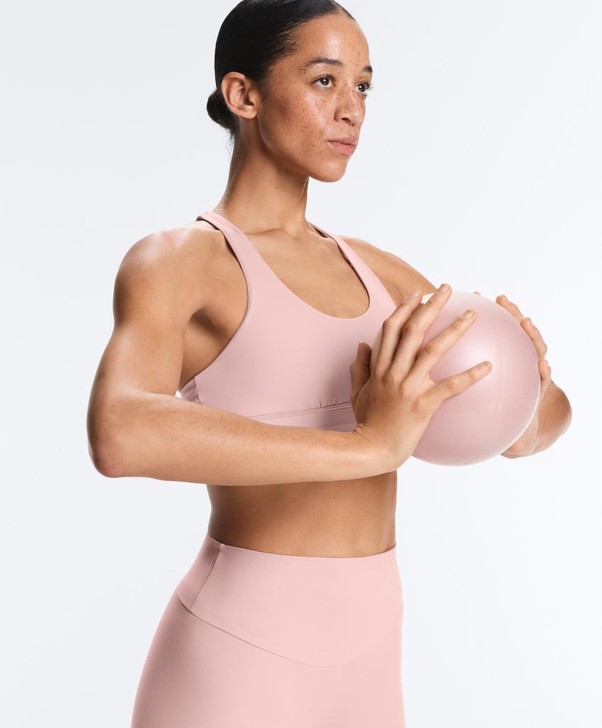 Спортивный топ средней поддержки comfortlux с чашечками