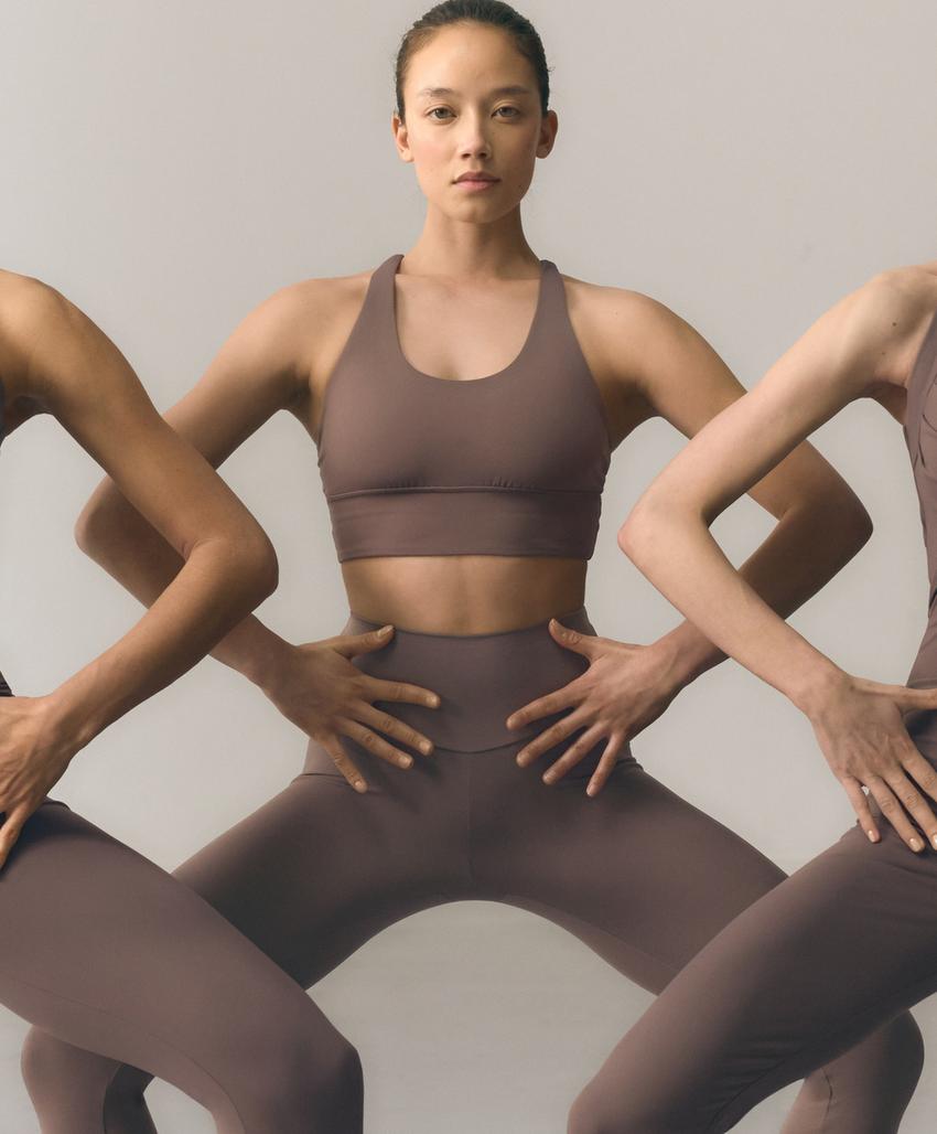 Спортивный топ средней поддержки comfortlux с чашечками