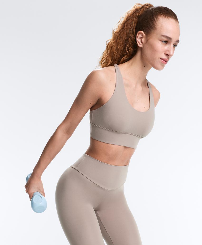 Спортивный топ средней поддержки comfortlux с чашечками