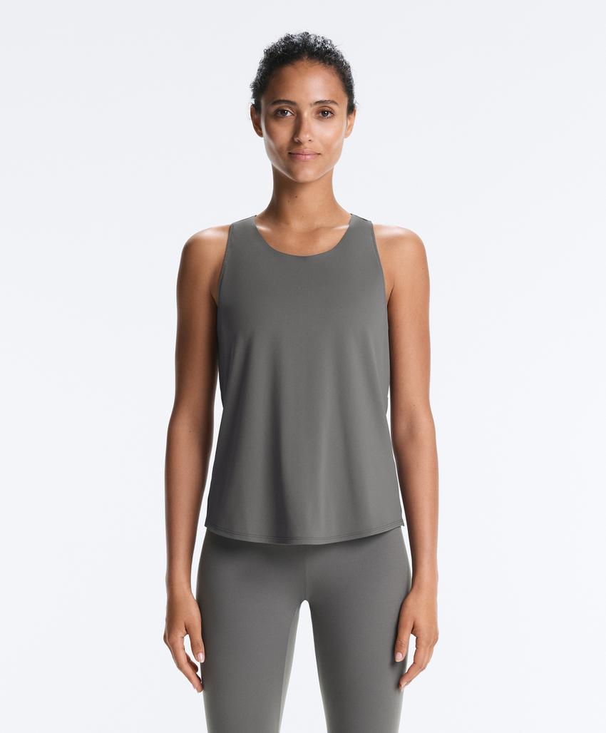 Футболка comfortlux с крестовиной на спине