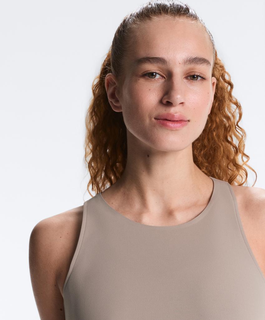 Футболка с крестообразной спинкой comfortlux