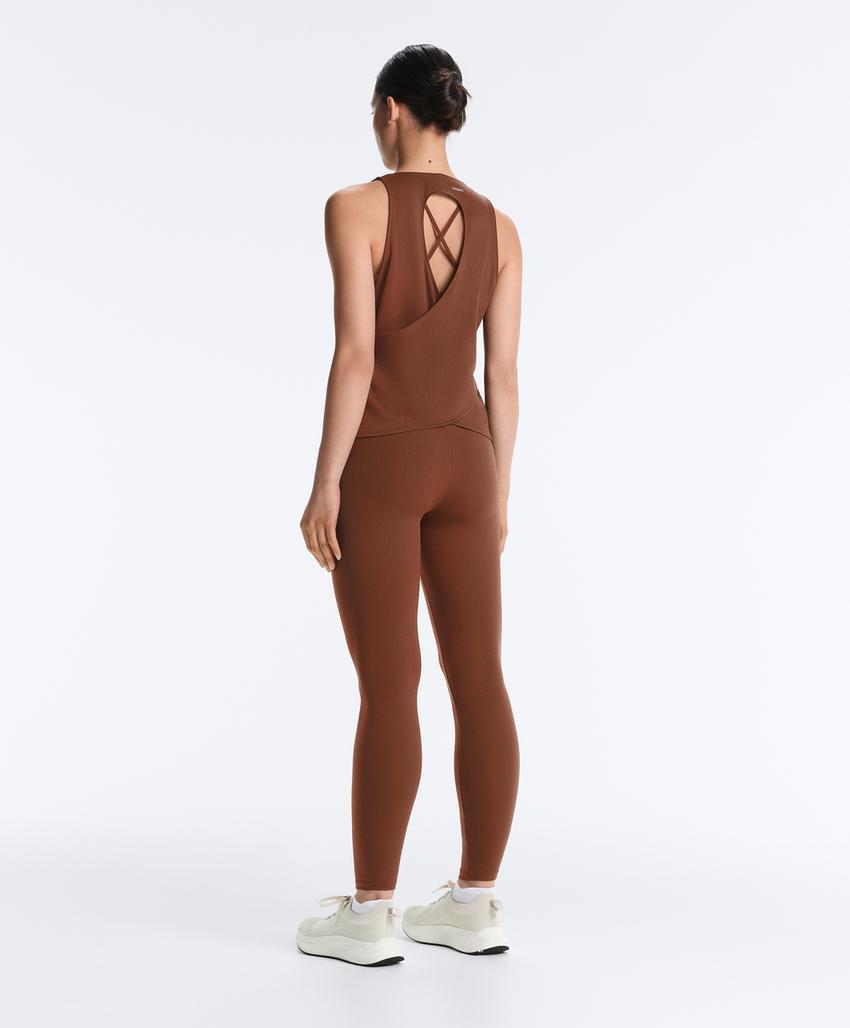 Футболка с крестообразной спинкой comfortlux