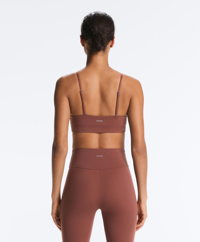 Спортивный топ с перекрещивающимися лямками comfortlux с легкой поддержкой