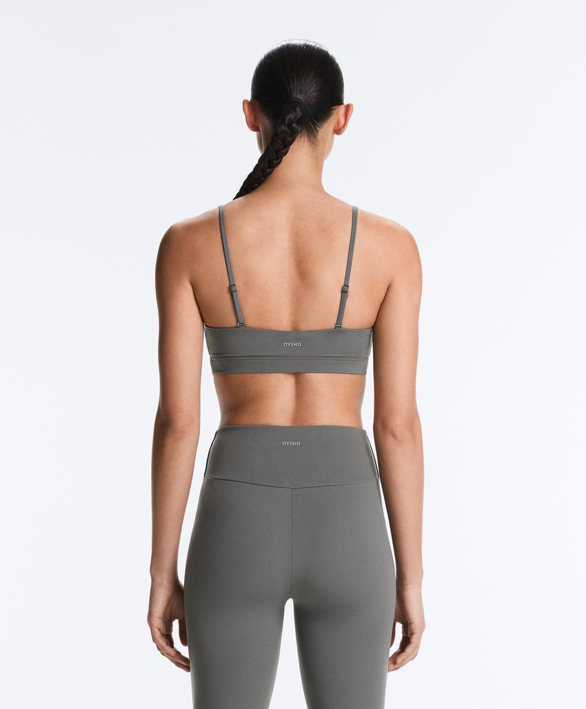 Спортивный топ с перекрещивающимися лямками comfortlux с легкой поддержкой