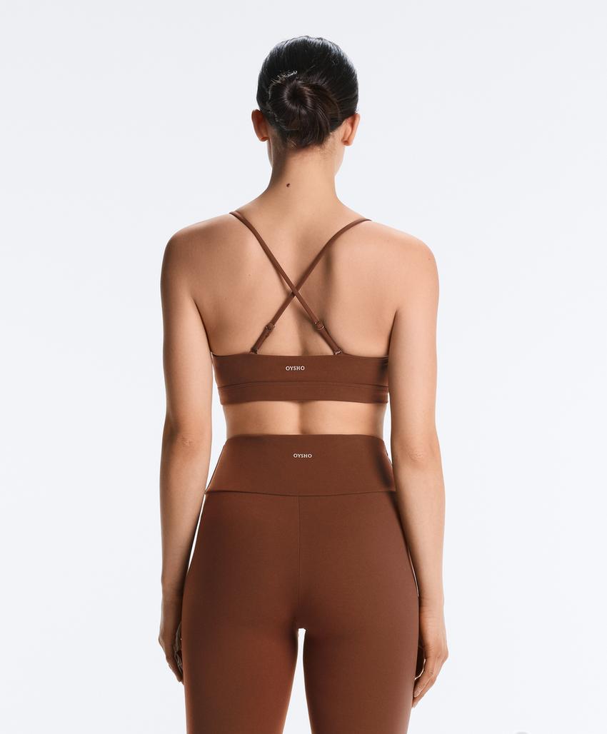 Спортивный топ с перекрещивающимися лямками comfortlux с легкой поддержкой