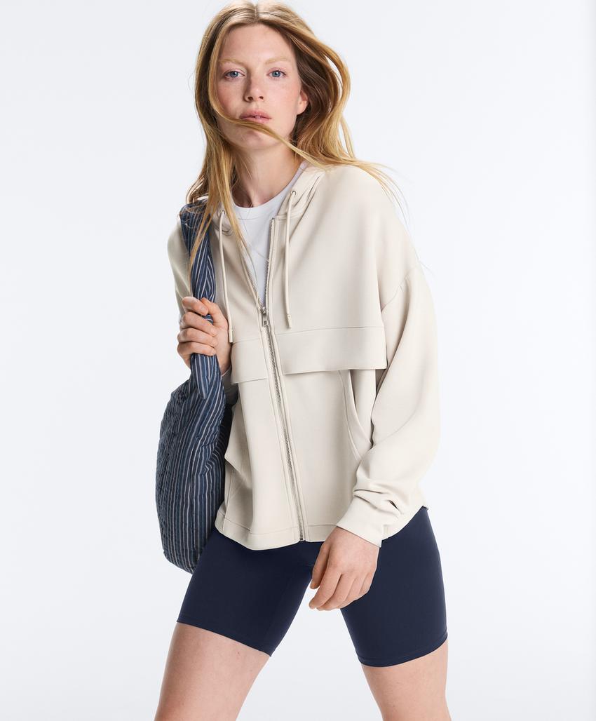 Толстовка на молнии из мягкого модала