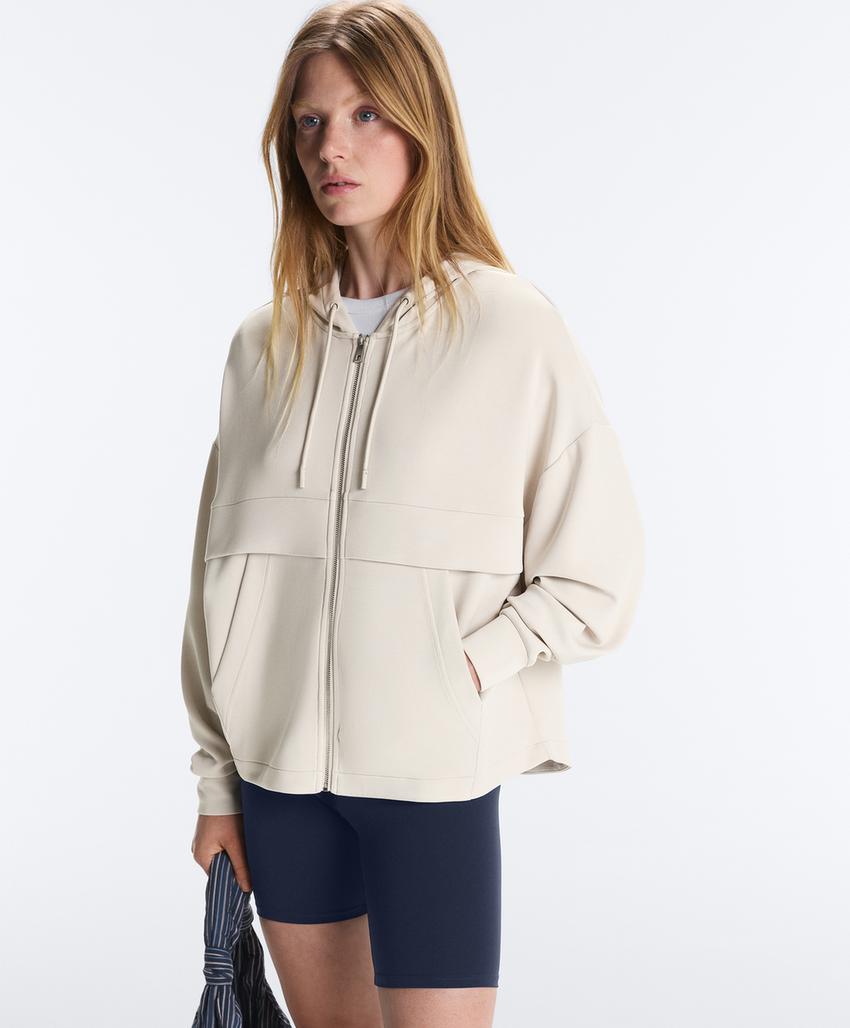 Толстовка на молнии из мягкого модала