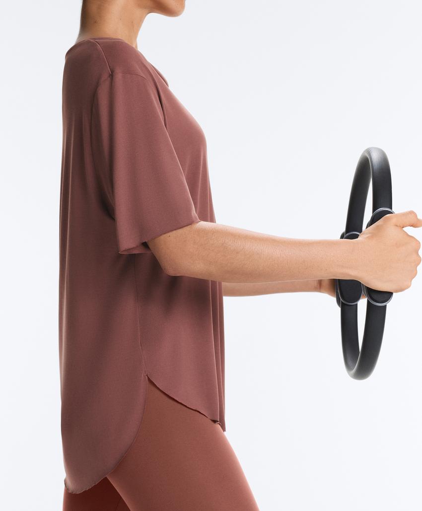 Футболка из смесового модала с короткими рукавами