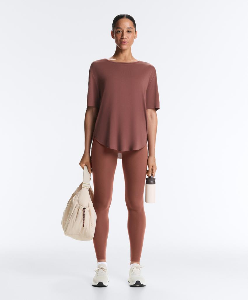 Футболка из смесового модала с короткими рукавами