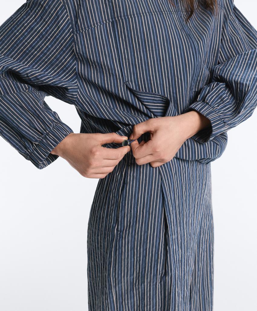 Куртка-бомбер с принтом в полоску