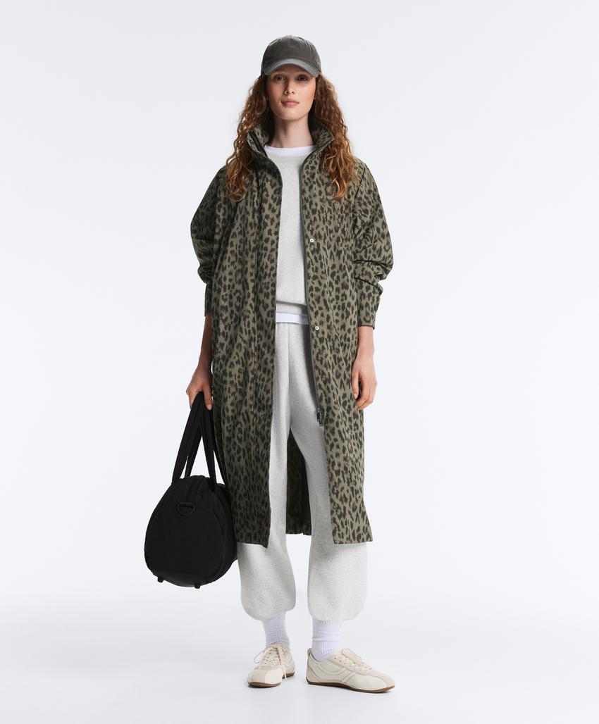 Удлиненный ультралегкий плащ с водонепроницаемостью 10 000 мм