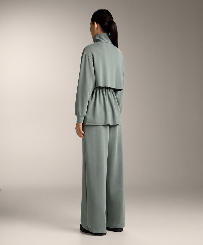 Длинная куртка с карманами из мягкой ткани с модалом