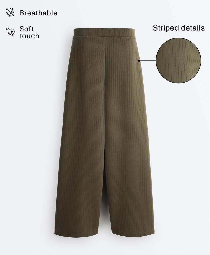 Прямые брюки в полоску из модала с мягкой на ощупь тканью