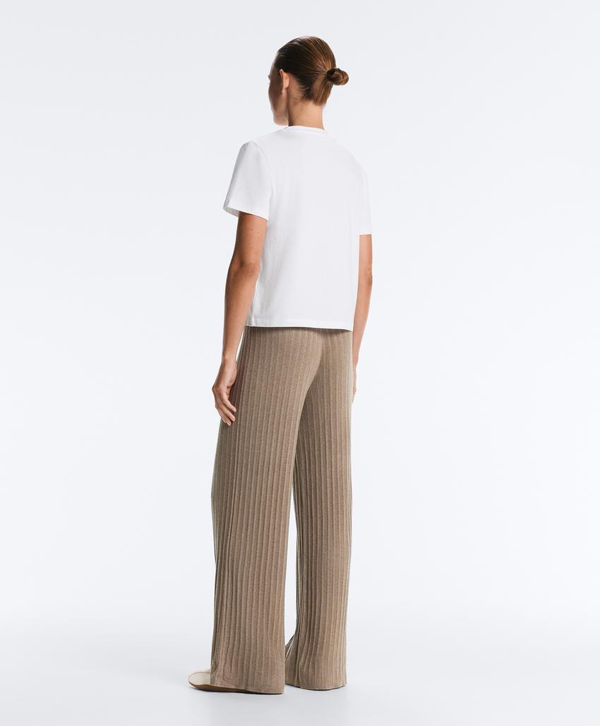 Прямые вязаные брюки в рубчик