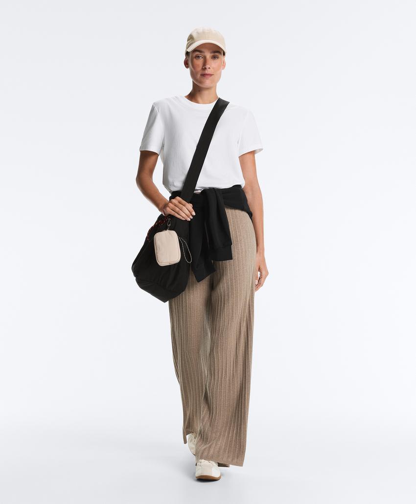 Прямые вязаные брюки в рубчик