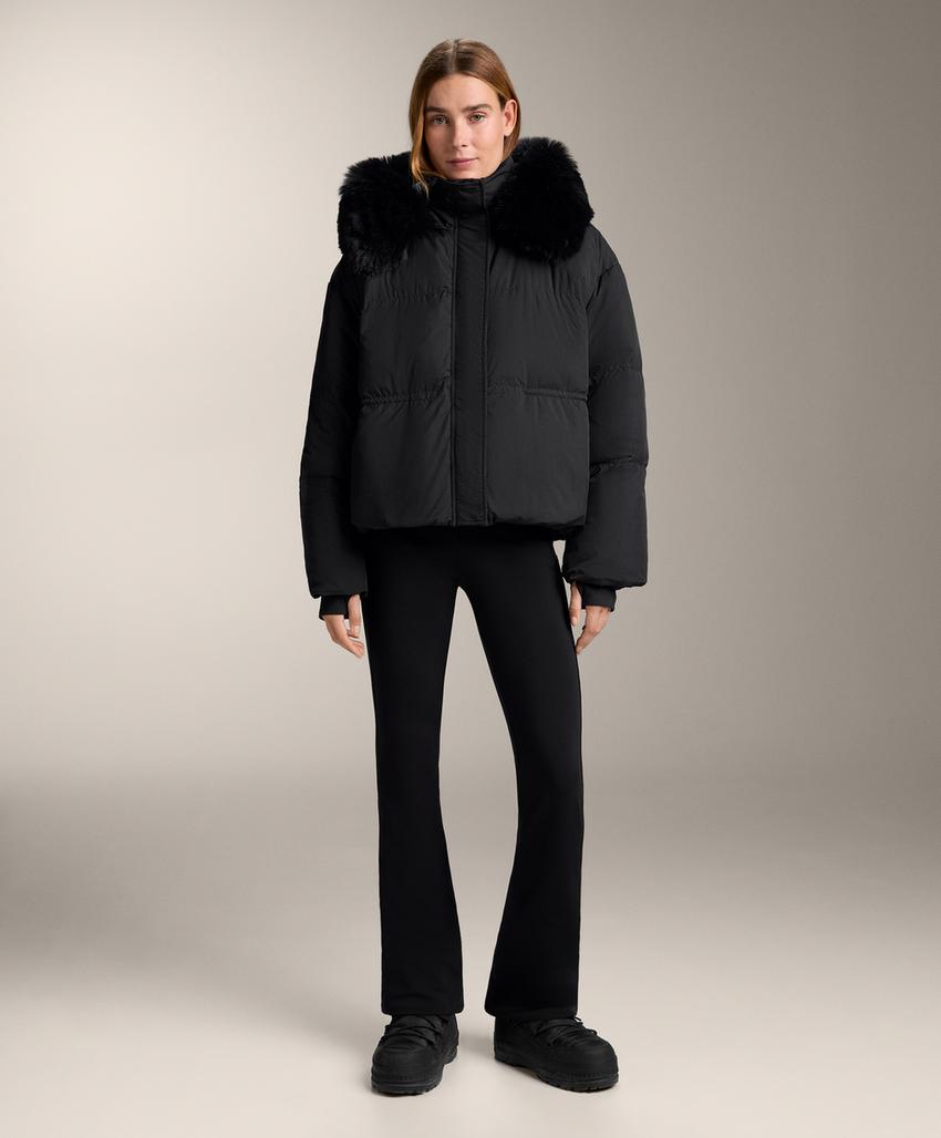 Короткий пуховик с наполнителем из 100%-го пуха