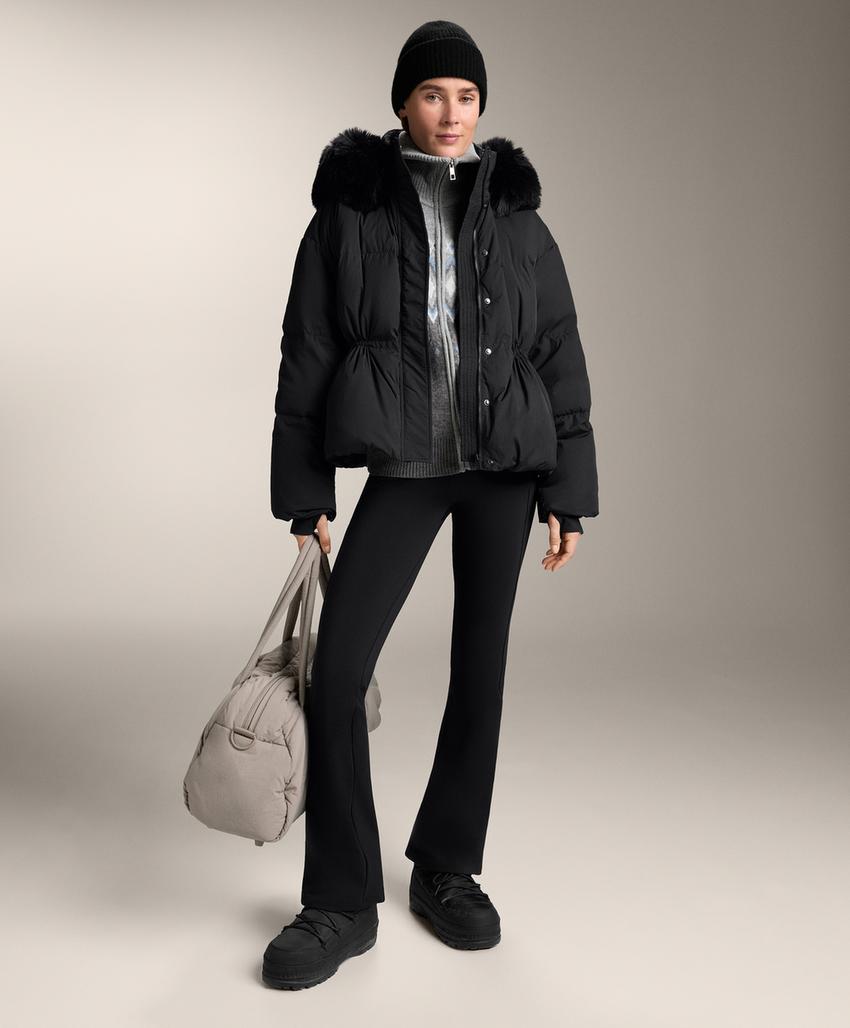 Короткий пуховик с наполнителем из 100%-го пуха