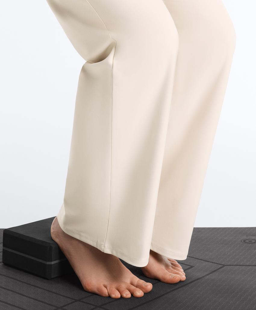 Брюки прямого кроя Comfortlux для беременных