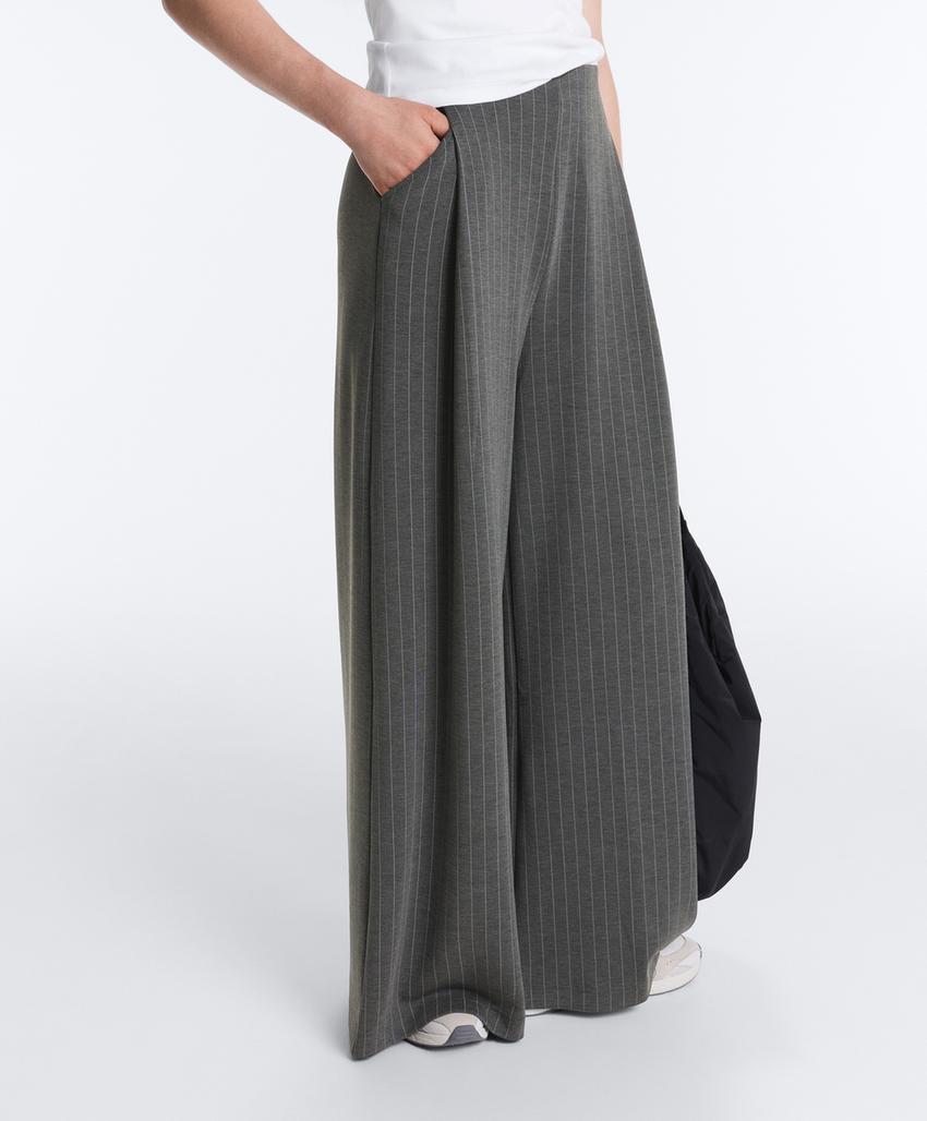 Широкие брюки из модала в тонкую полоску