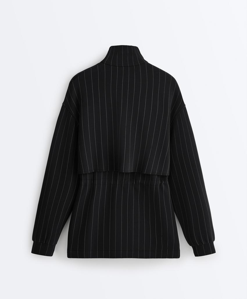 Длинная куртка в полоску с воротником-стойкой и модалом