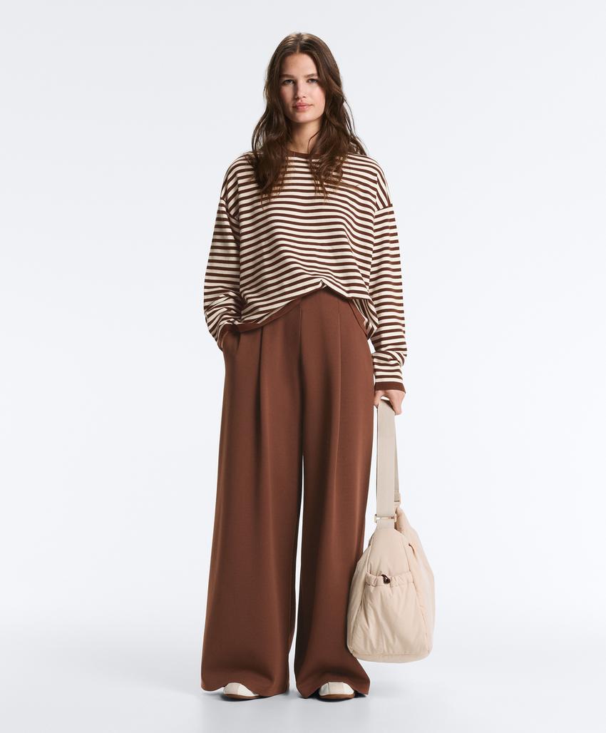 Свитер в полоску с длинным рукавом