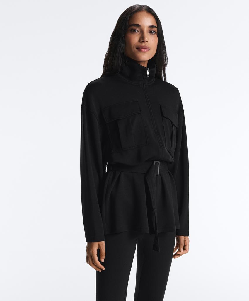 Длинная куртка с поясом из мягкой ткани с модалом