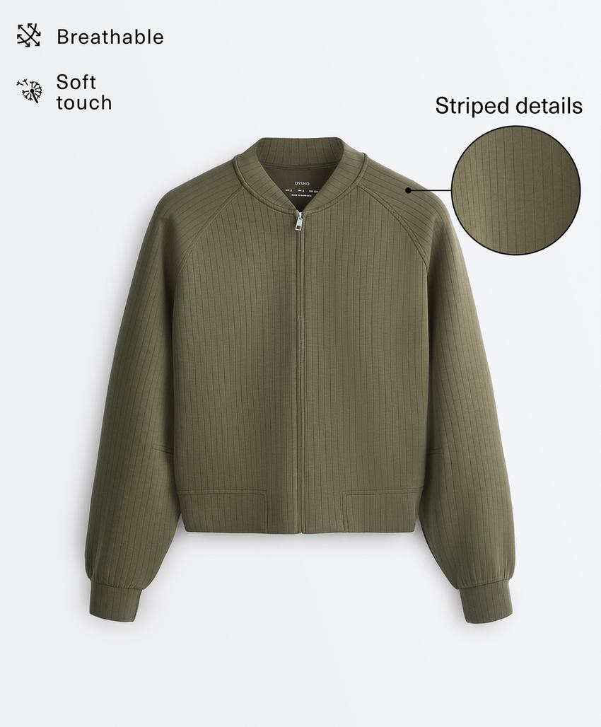 Куртка-бомбер в полоску из мягкой ткани с модалом
