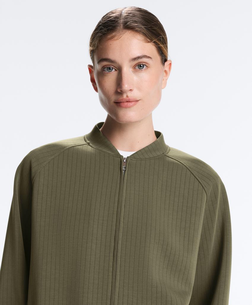 Куртка-бомбер в полоску из мягкой ткани с модалом