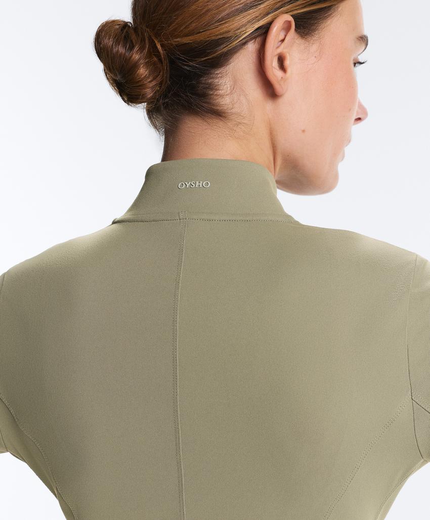 Техническая куртка Evermove с баской