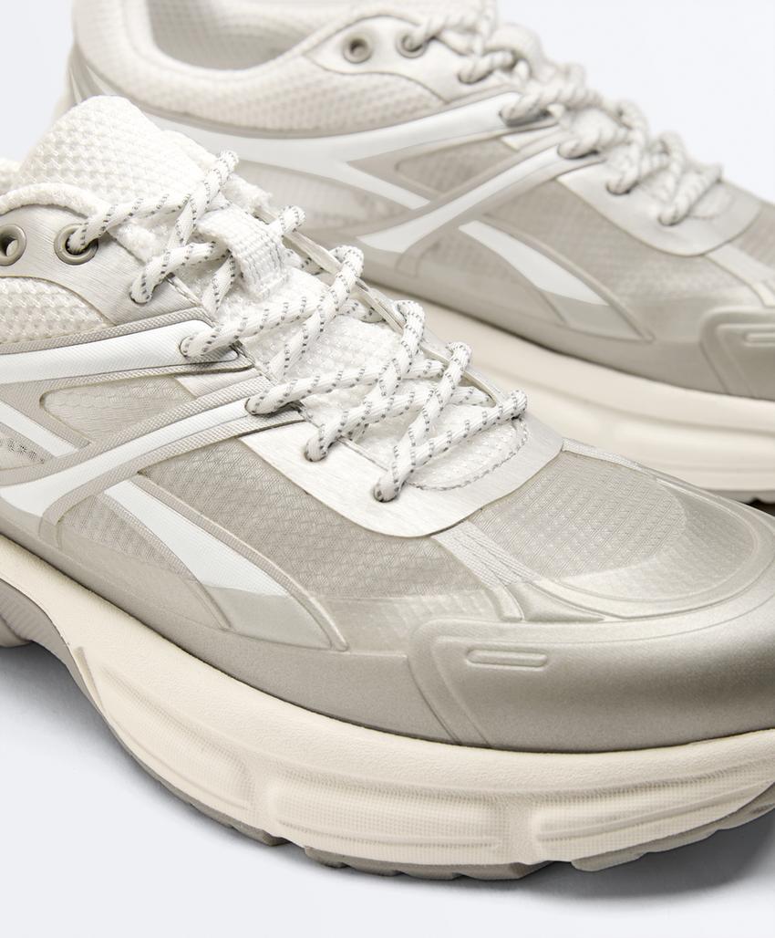 Беговые кроссовки Running