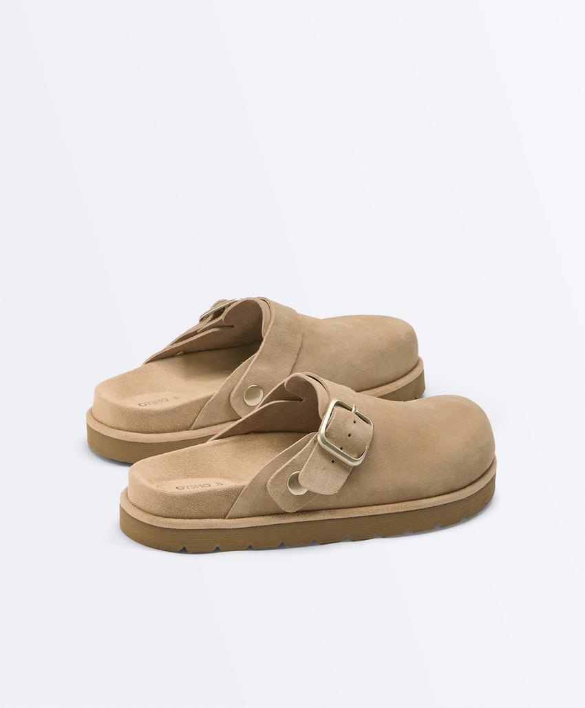 Замшевые тапочки с пряжкой