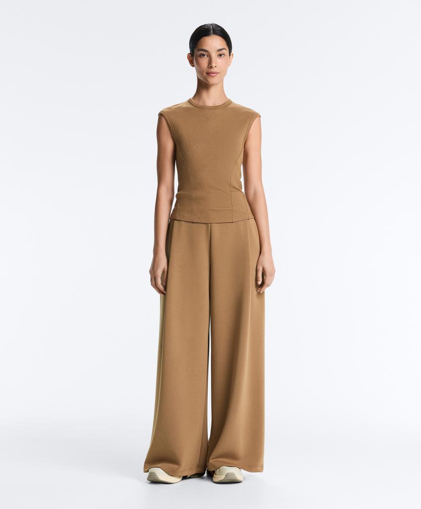 Футболка с короткими рукавами из ткани в рубчик с хлопком и модалом