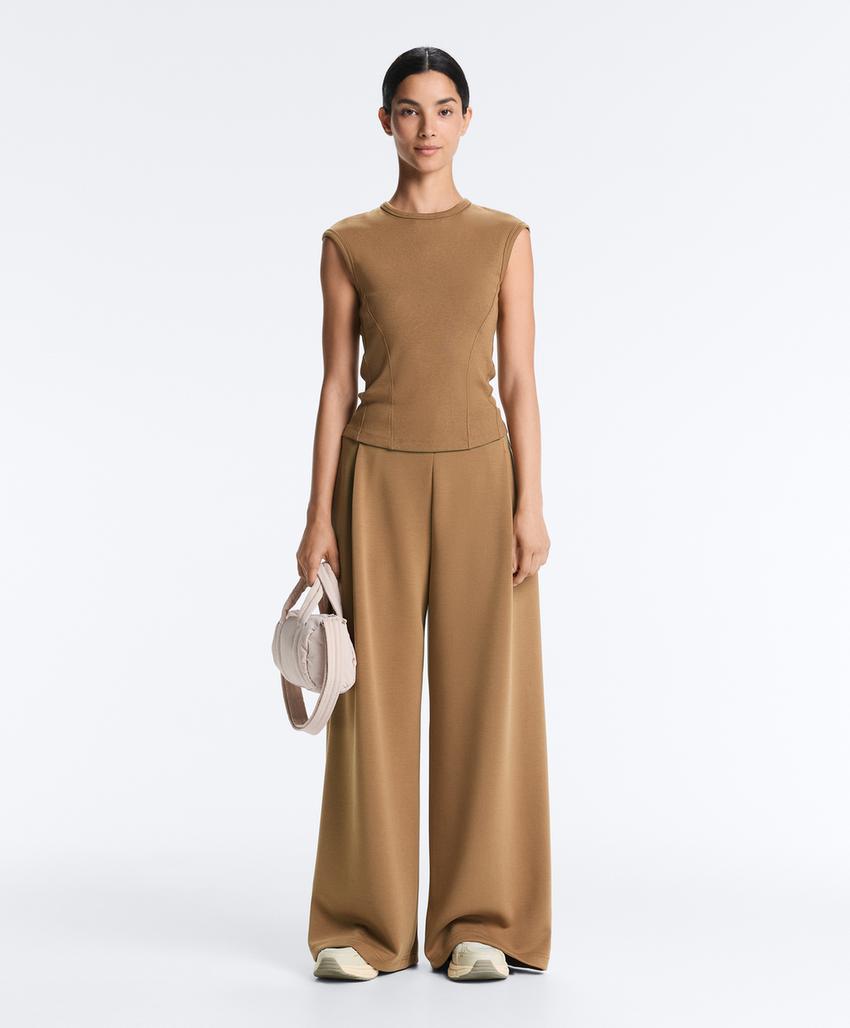 Футболка с короткими рукавами из ткани в рубчик с хлопком и модалом