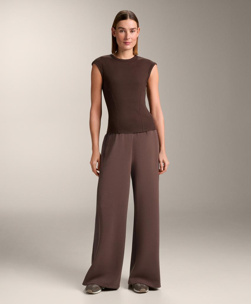 Футболка с короткими рукавами из ткани в рубчик с хлопком и модалом