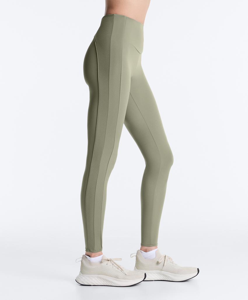 Легинсы Comfortlux в рубчик длиной до щиколотки с высокой посадкой