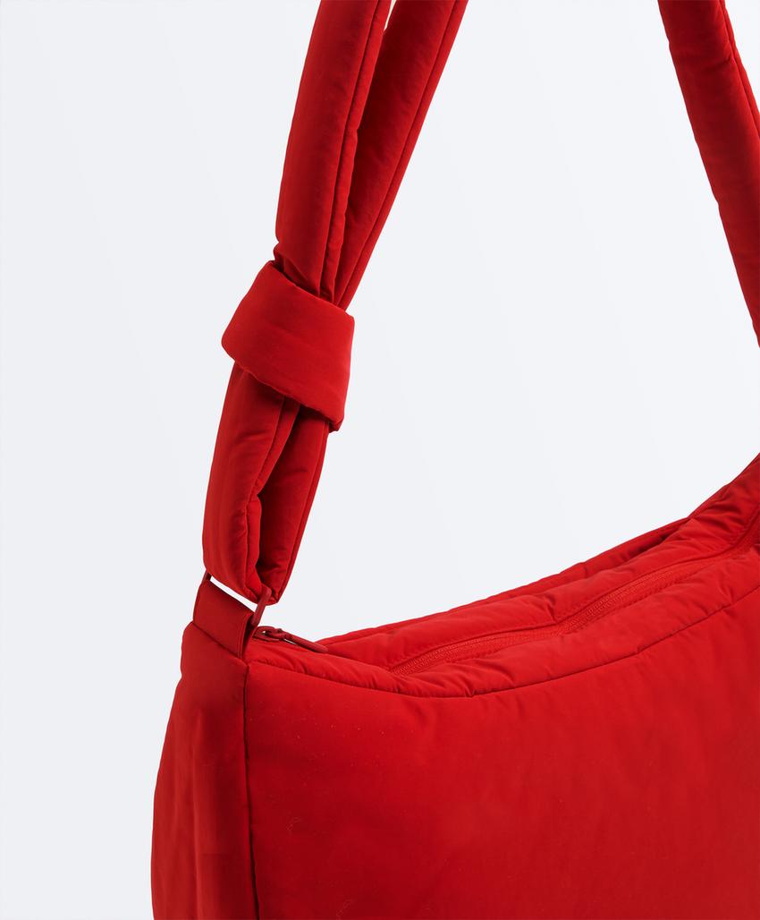 Сумка-хобо с узлом