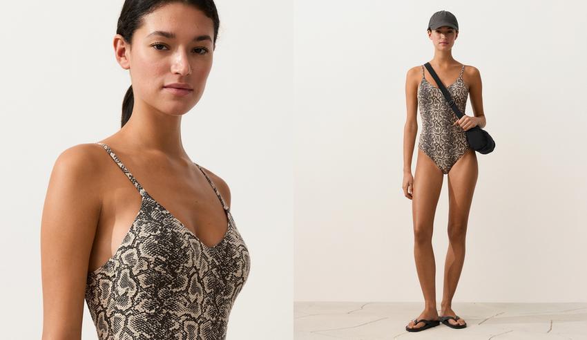 Купальник со змеиным принтом