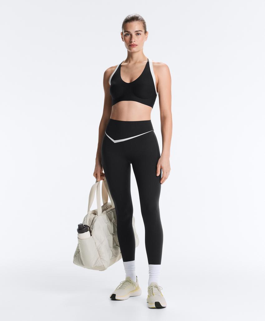 Спортивный бюстгальтер Perfect-adapt со средней степенью поддержки