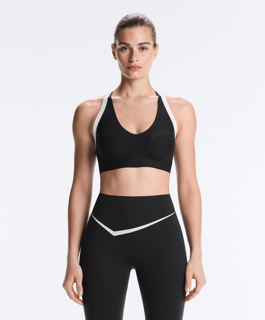 Спортивный бюстгальтер Perfect-adapt со средней степенью поддержки